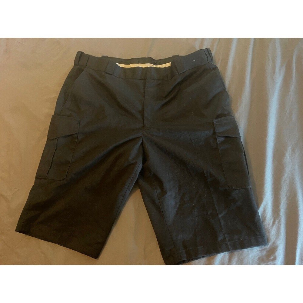 TACT SQUAD CARGO SHORTS BLACK TACTICAL GEAR SIZE 46   AK986